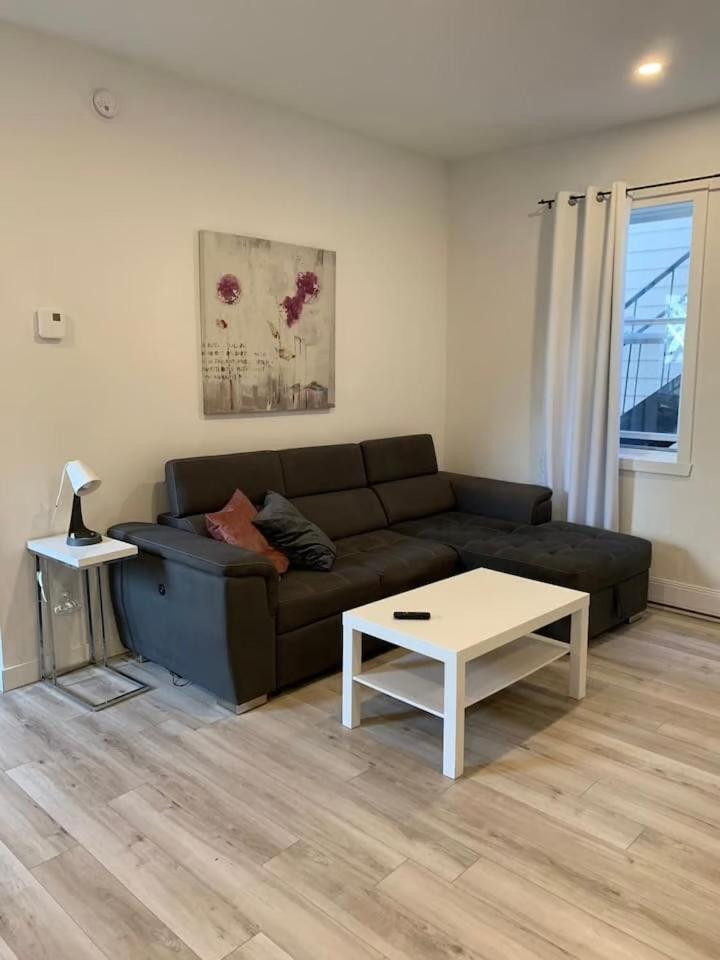 Appartements Le Charme De Limoilou ケベックシティ エクステリア 写真